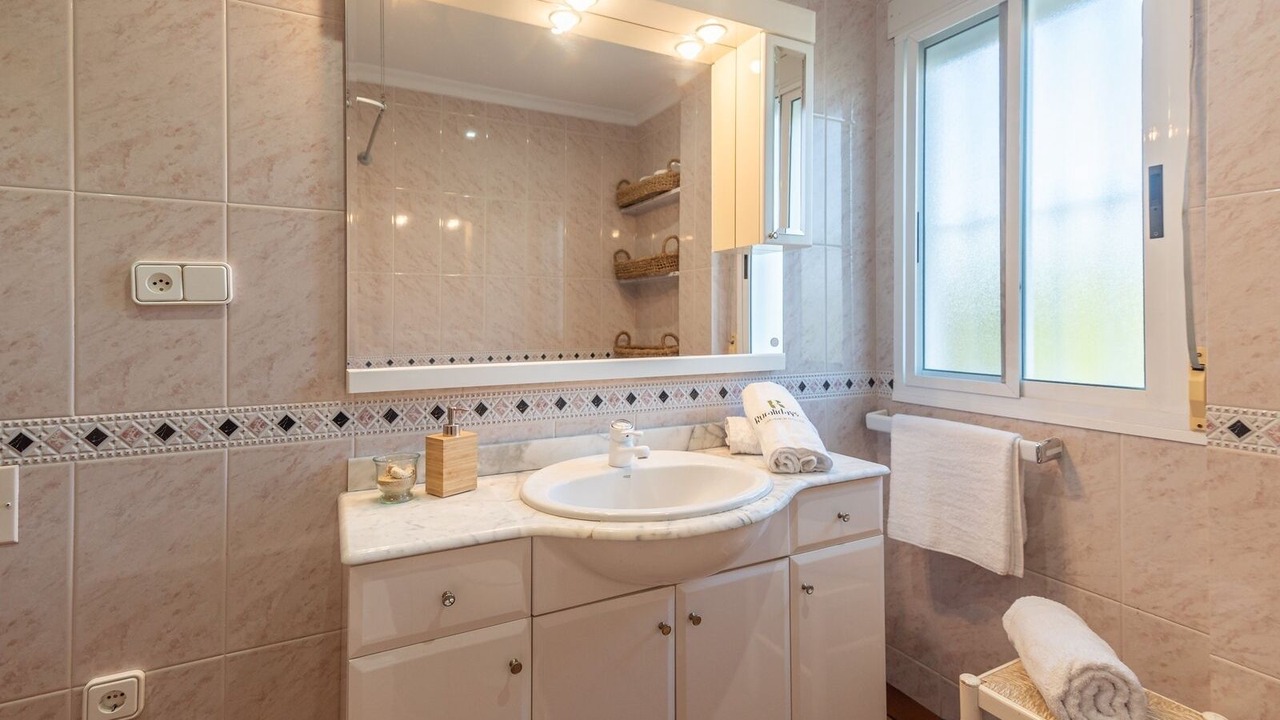 Photo of Bathroom in Benameji