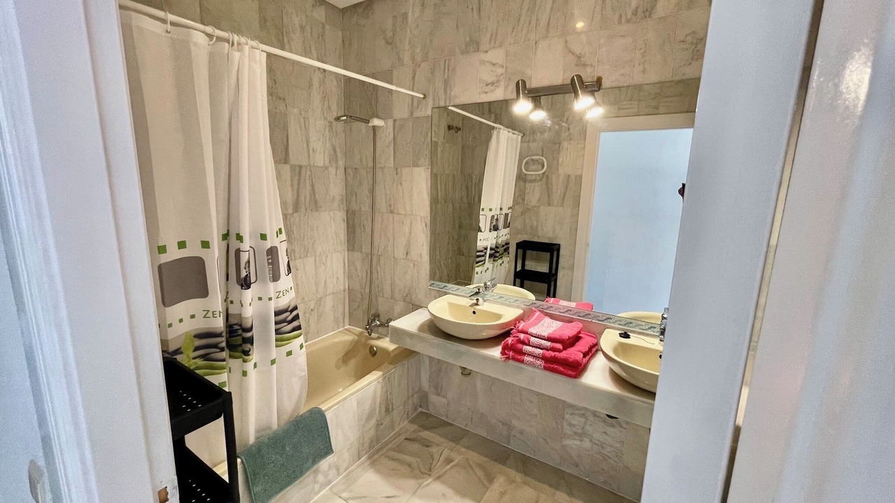 Photo of Bathroom in Torrequebrada