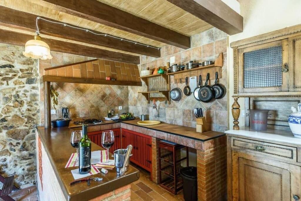 Photo of Kitchen in La Puebla de los Infantes