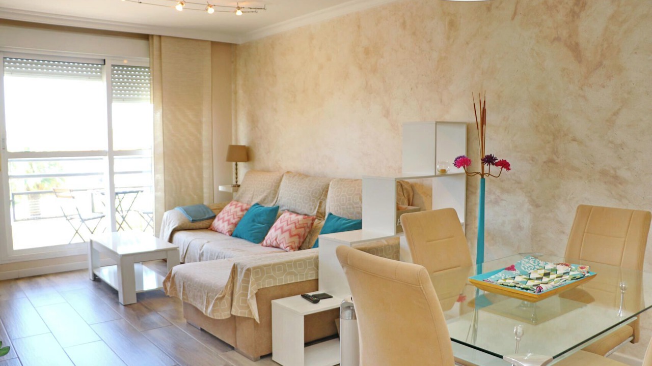 Photo of Livingroom in San Fernando