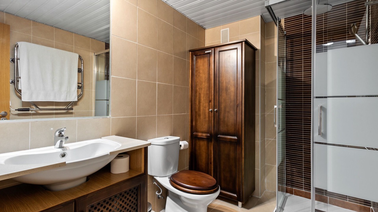 Photo of Bathroom in New Golden Mile