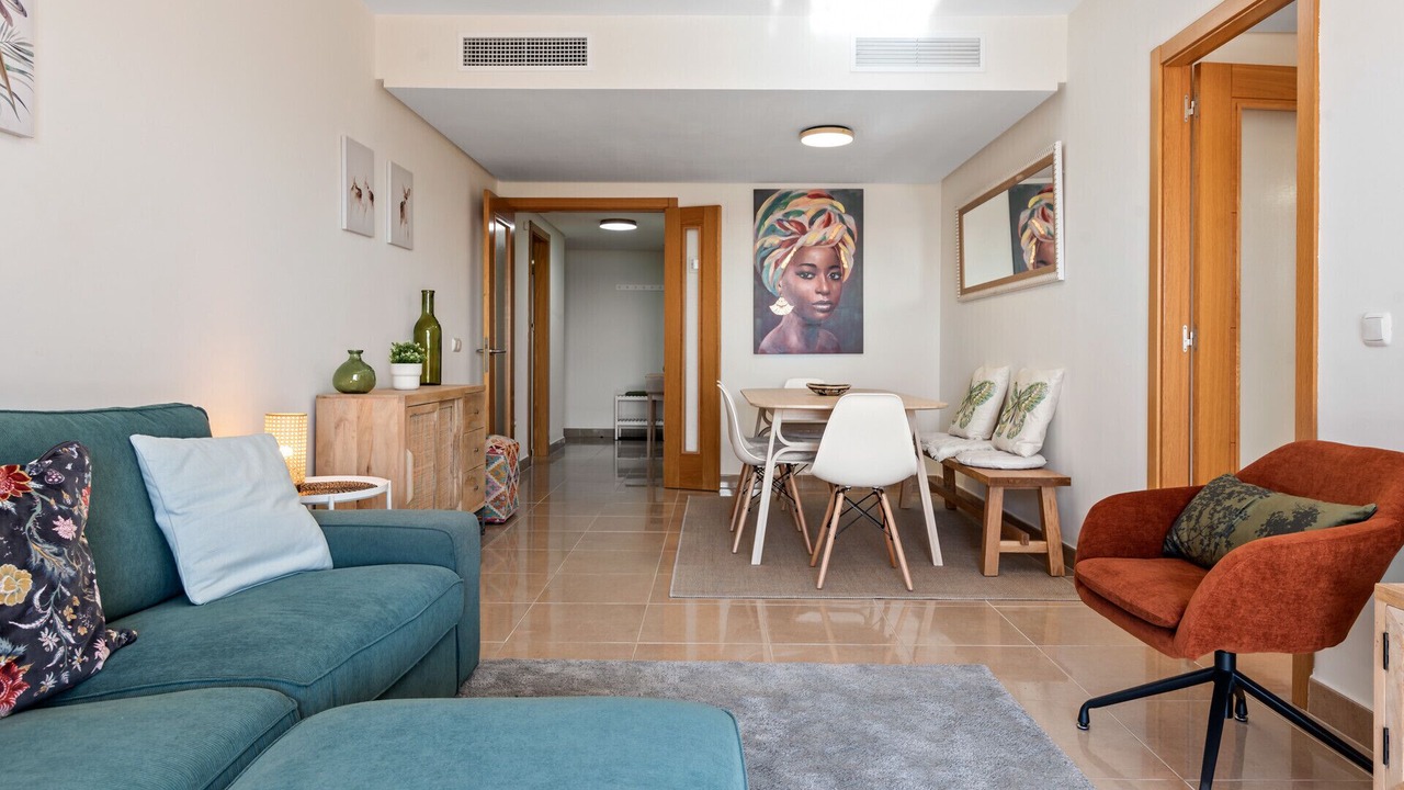 Photo of Livingroom in New Golden Mile