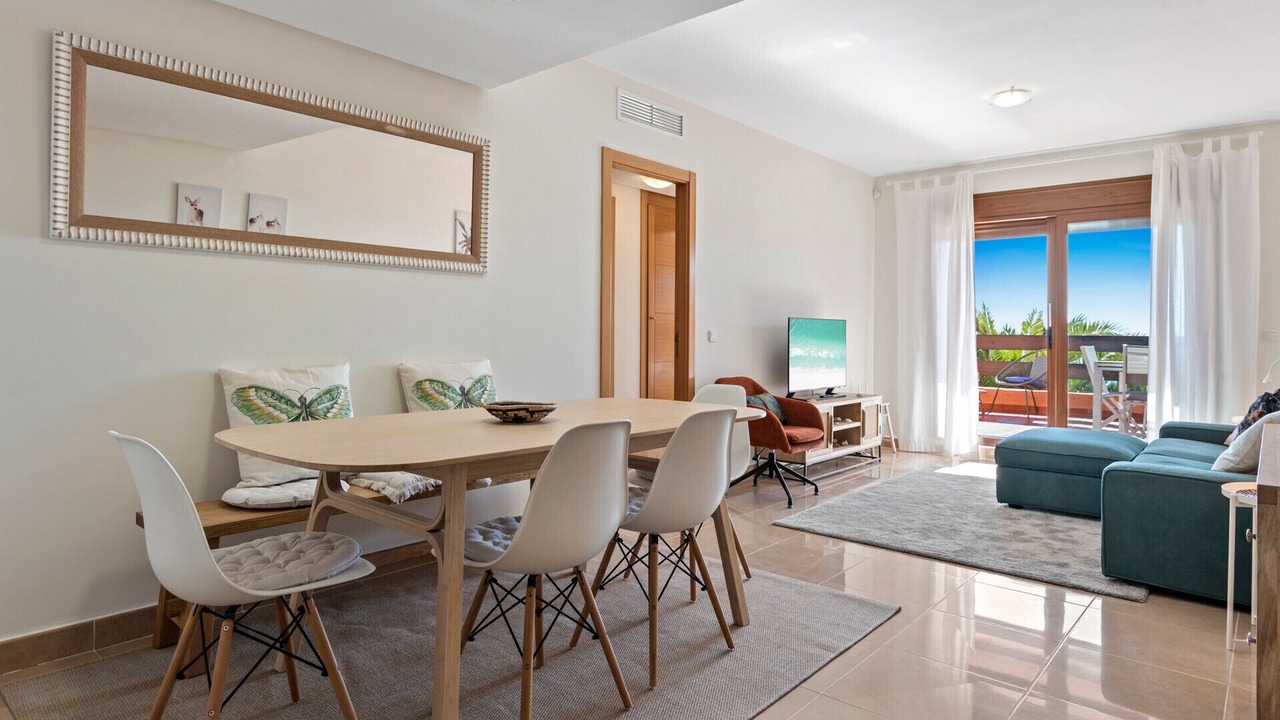 Photo of Livingroom in New Golden Mile