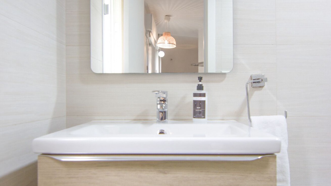 Photo of Bathroom in Feria