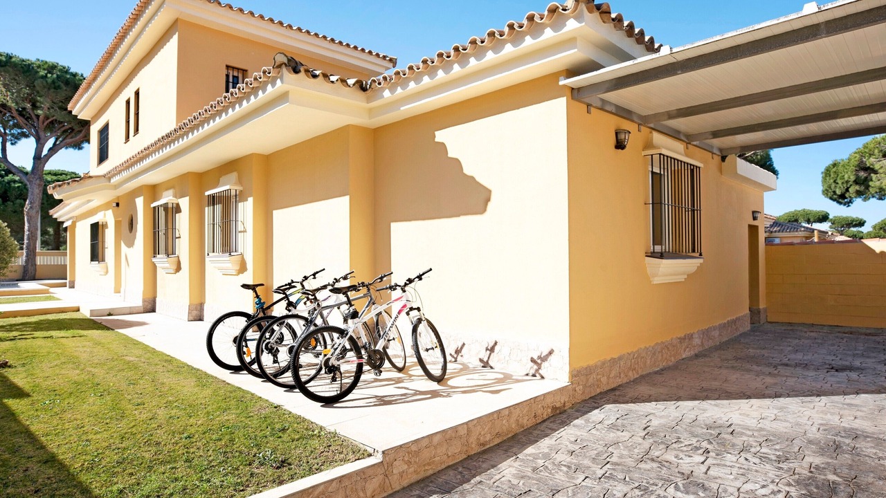 Photo of Outdoor in Poblado Sancti Petri
