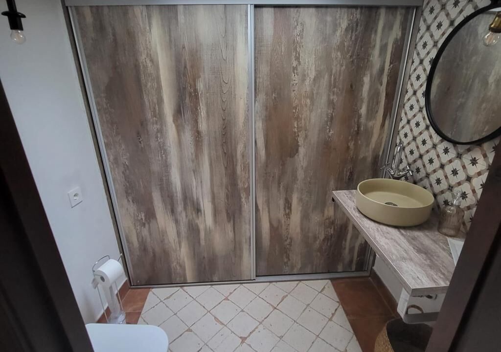 Photo of Bathroom in Gojar