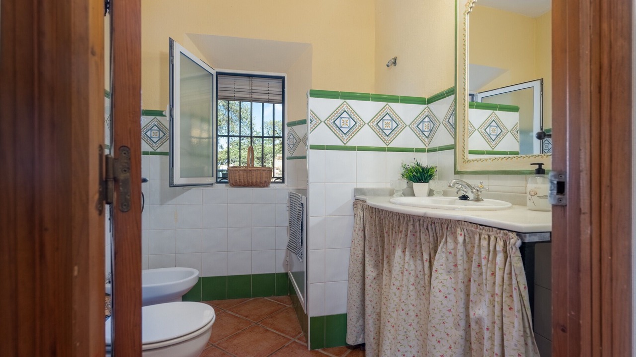 Photo of Bathroom in Arroyomolinos de Leon