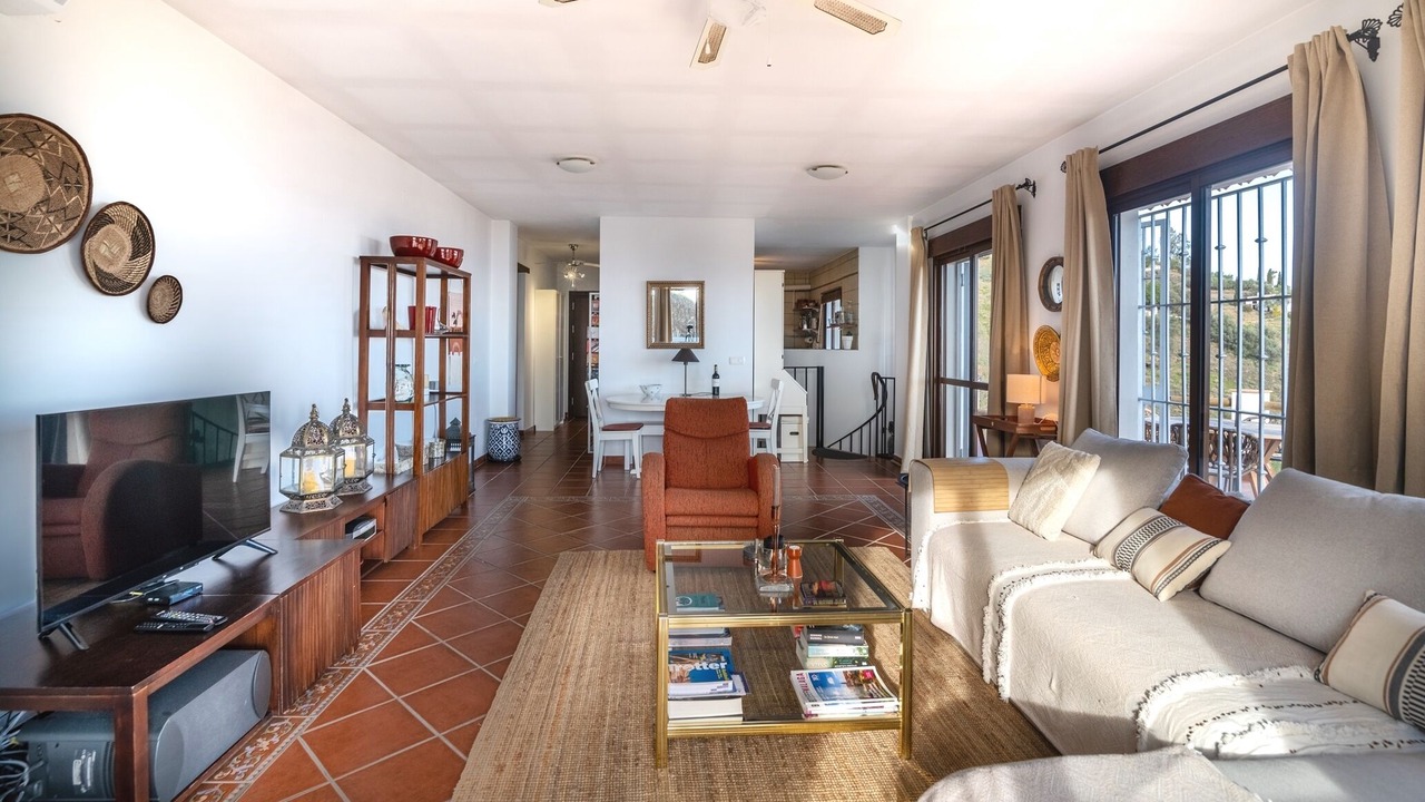 Photo of Livingroom in Sayalonga