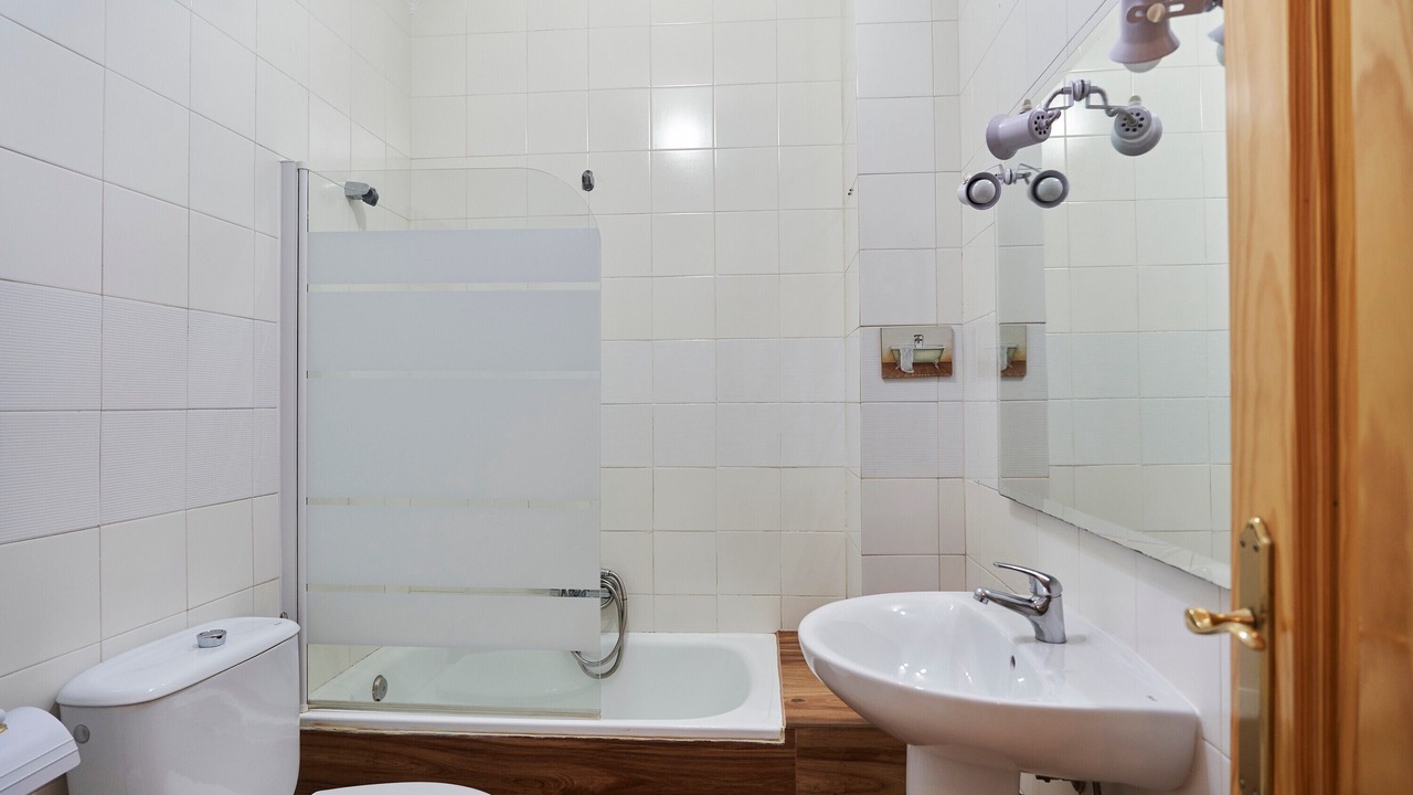 Photo of Bathroom in Siles