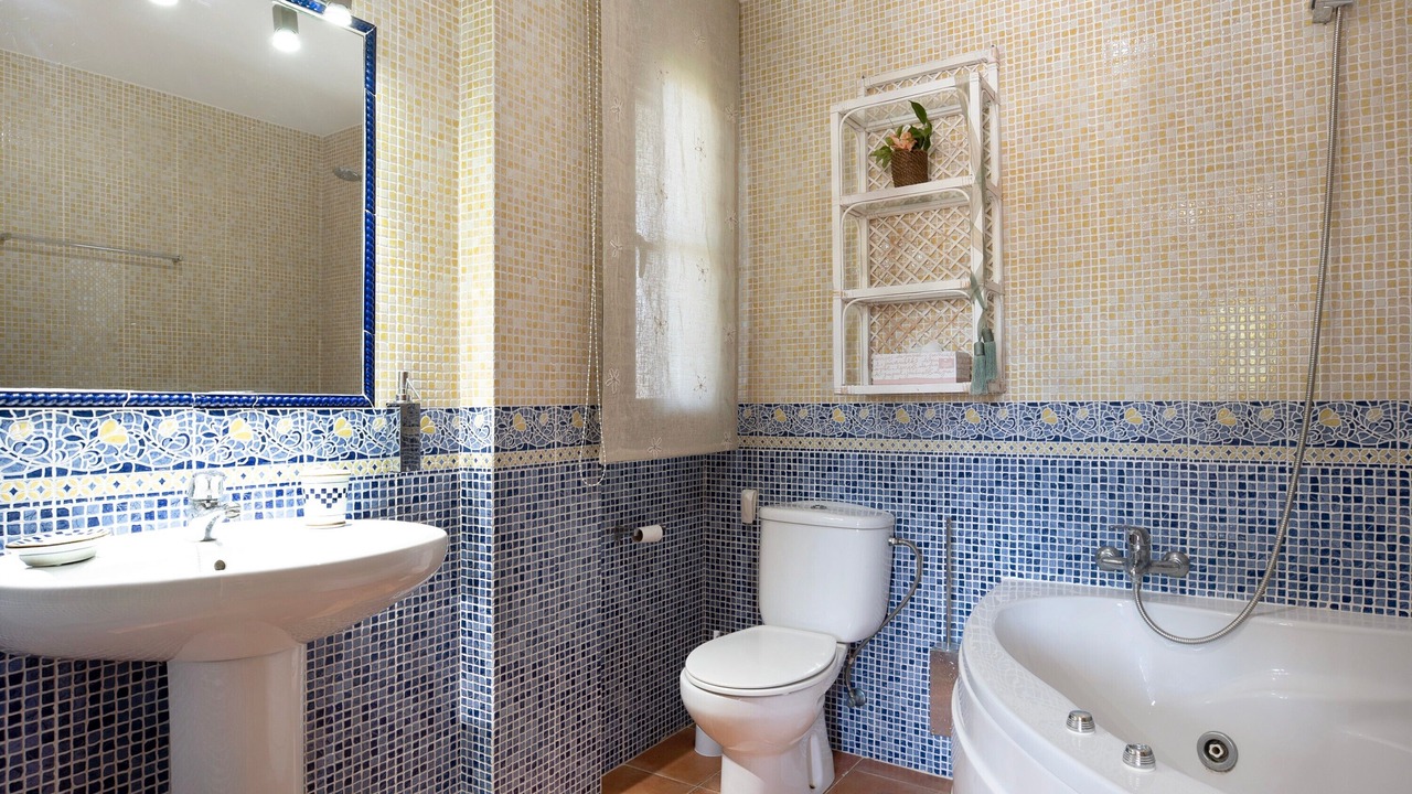 Photo of Bathroom in Los Gallos-Cerromolino