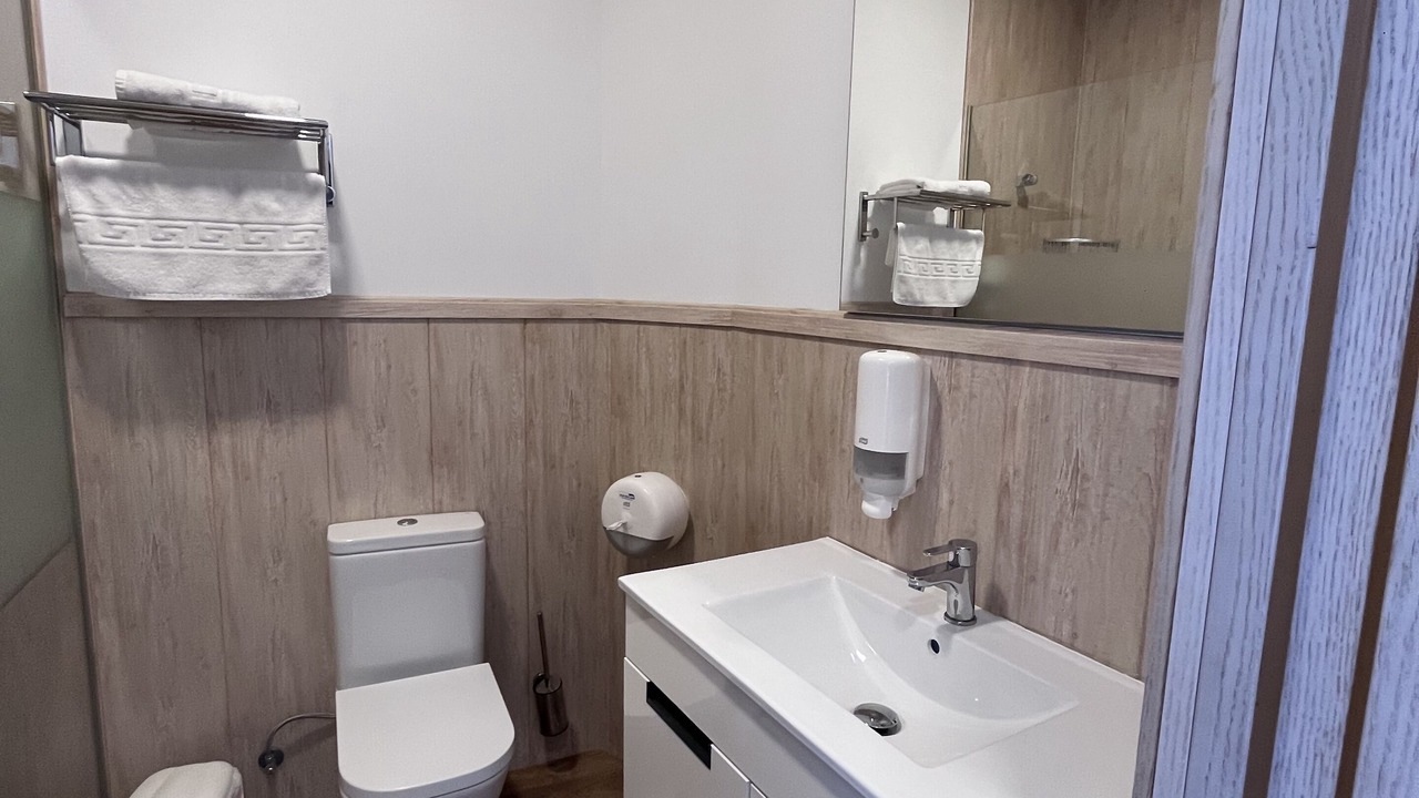 Photo of Bathroom in Arenas