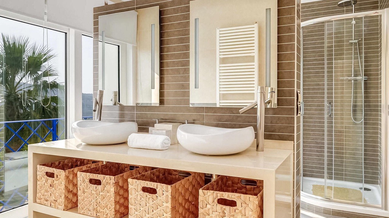 Photo of Bathroom in Canillas de Albaida