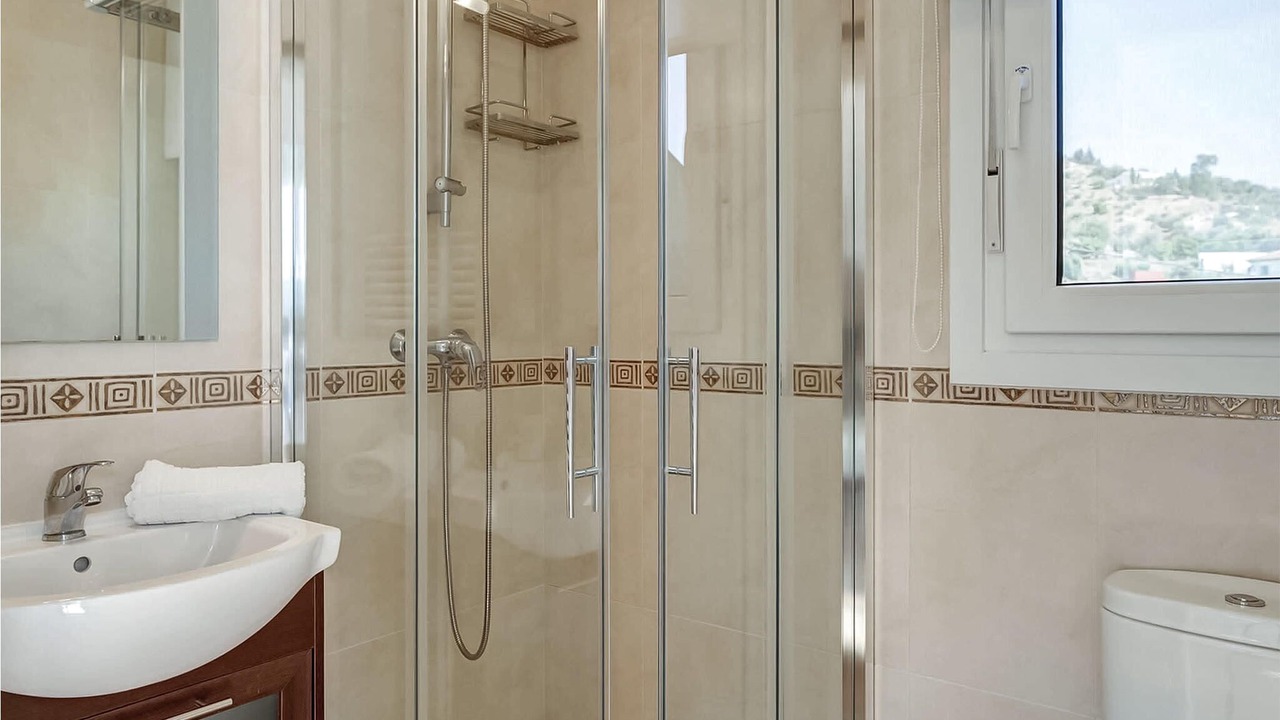 Photo of Bathroom in Canillas de Albaida