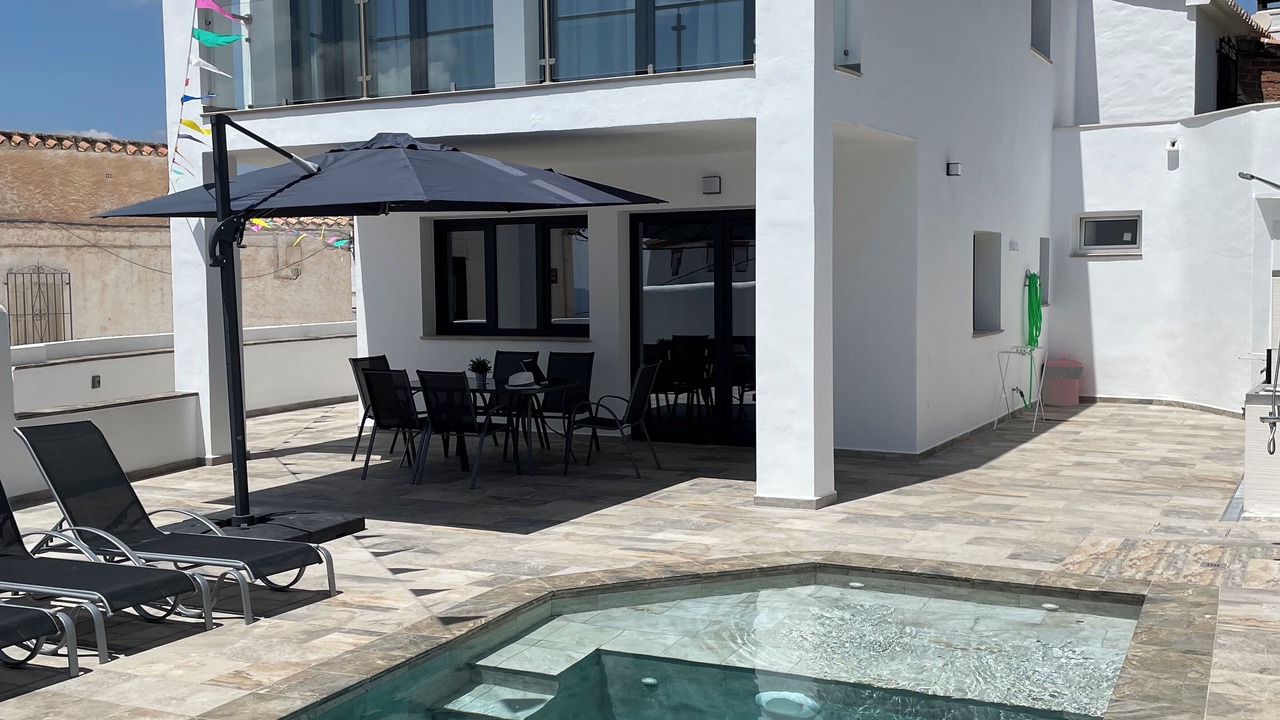 Photo of Outdoor in Mondron