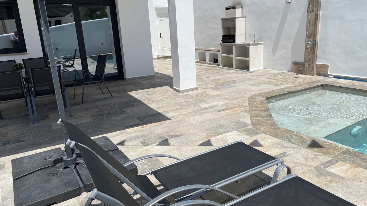 Photo of Patio Balcony in Mondron