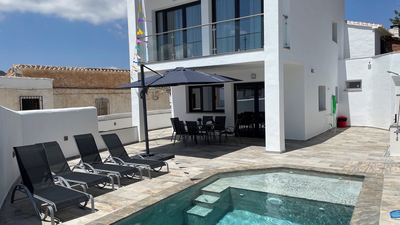 Photo of Outdoor in Mondron