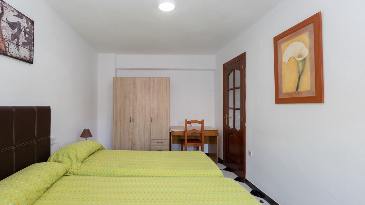 Photo of Bedroom in Explanada de la Estacion