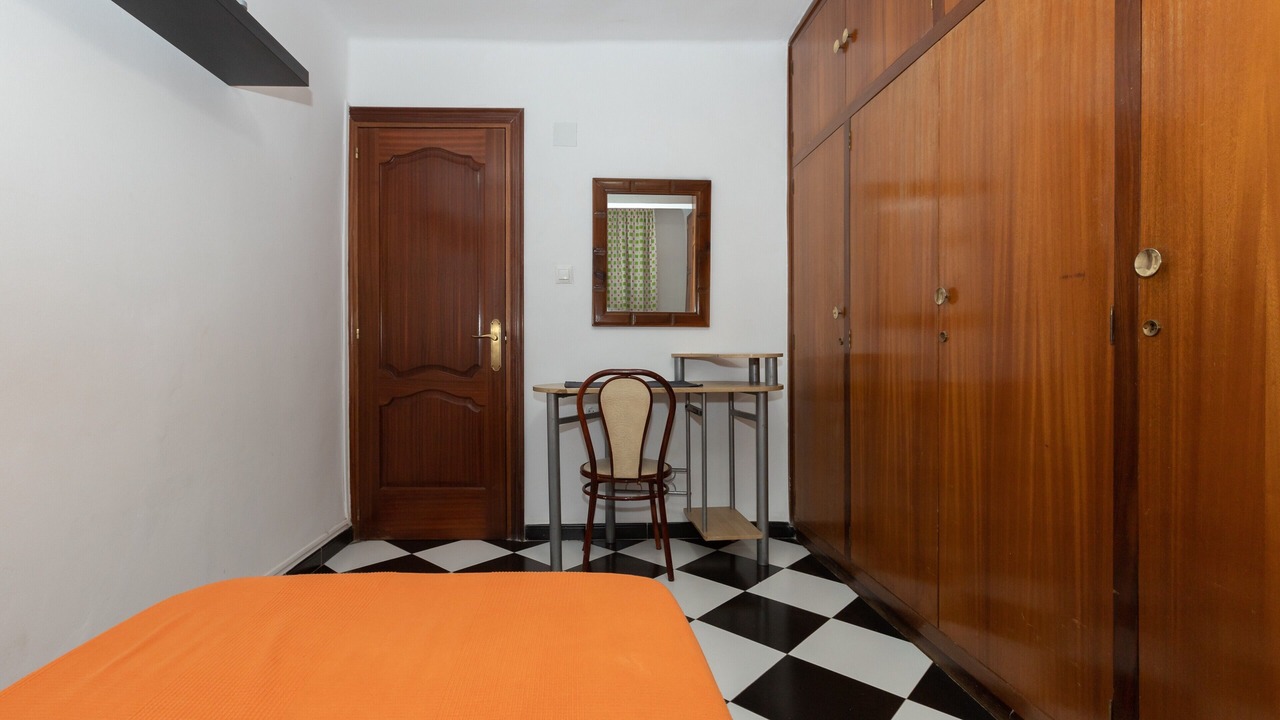Photo of Bedroom in Explanada de la Estacion