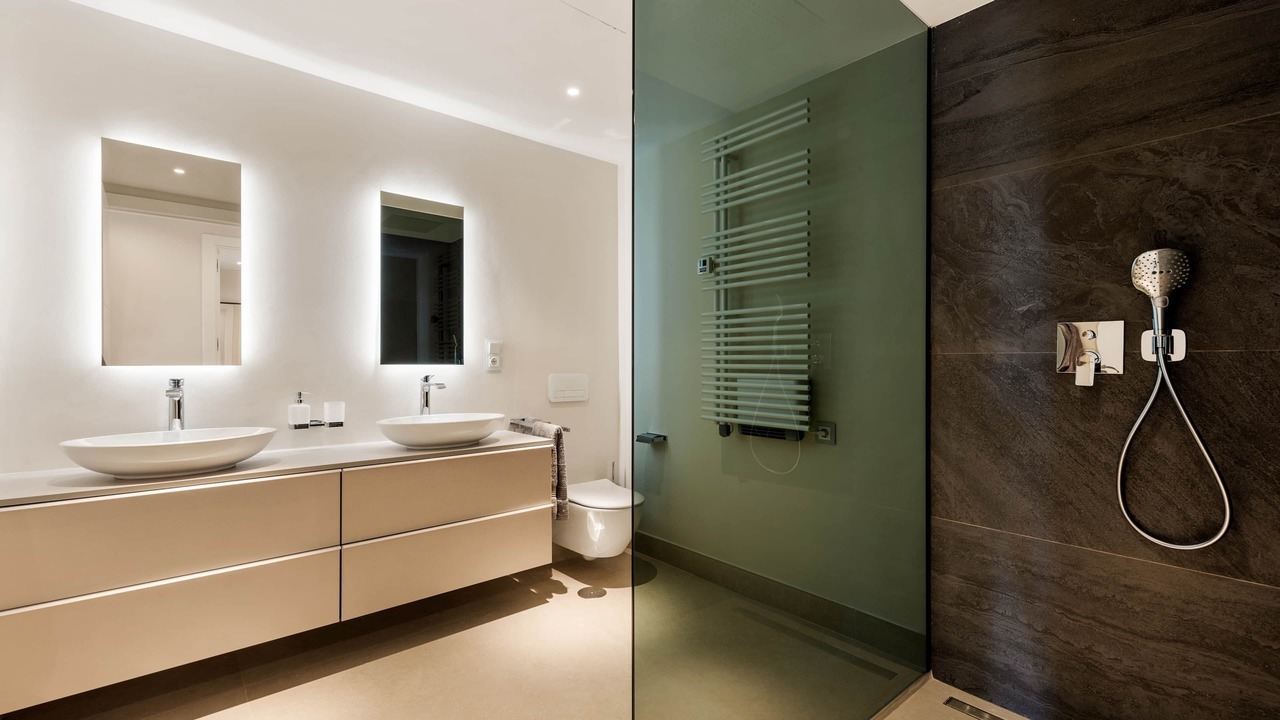 Photo of Bathroom in New Golden Mile