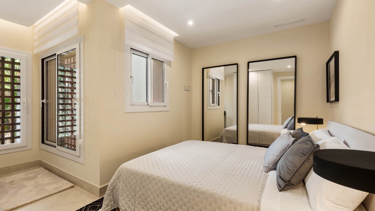 Photo of Bedroom in New Golden Mile