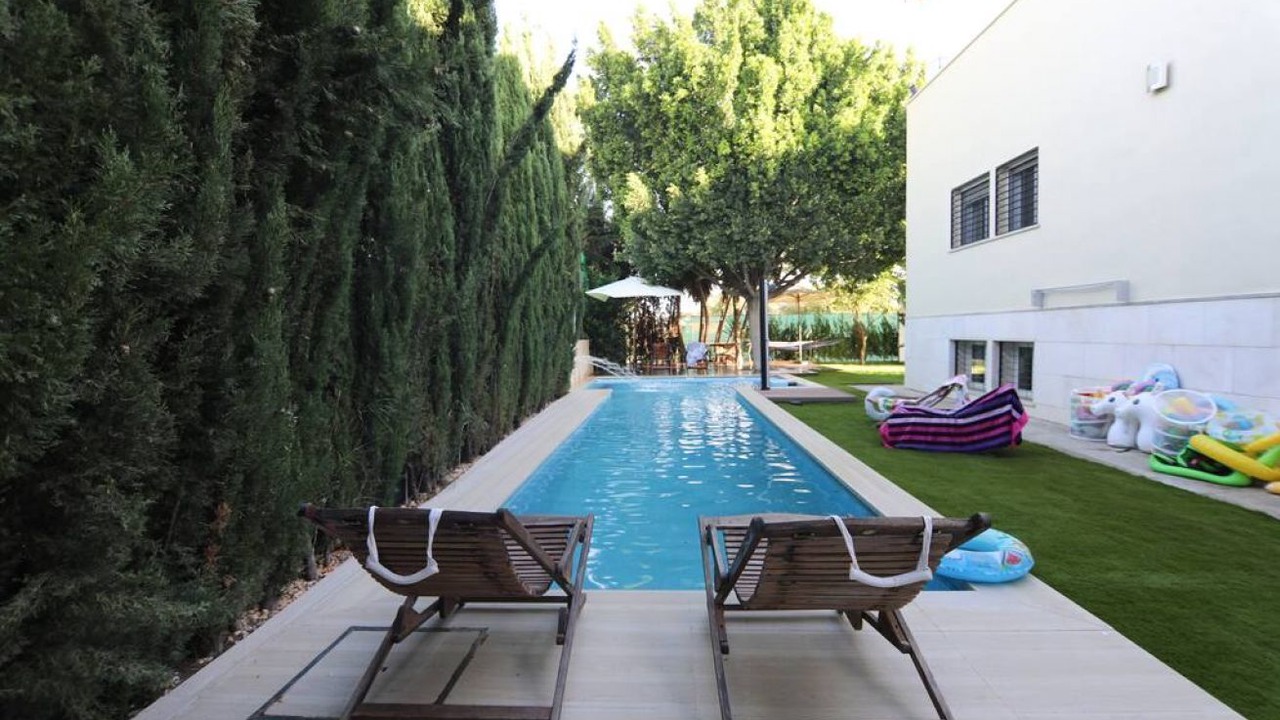 Photo of Outdoor in Almensilla