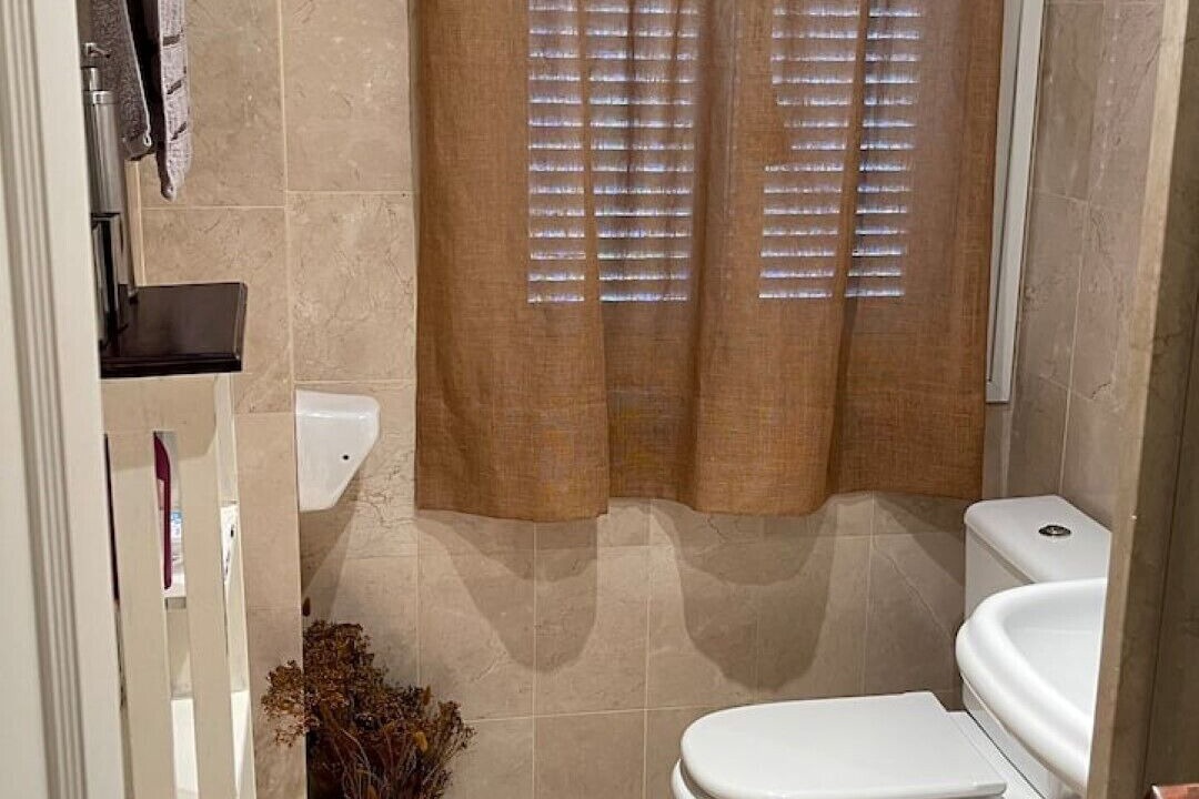 Photo of Bathroom in Los Barrios