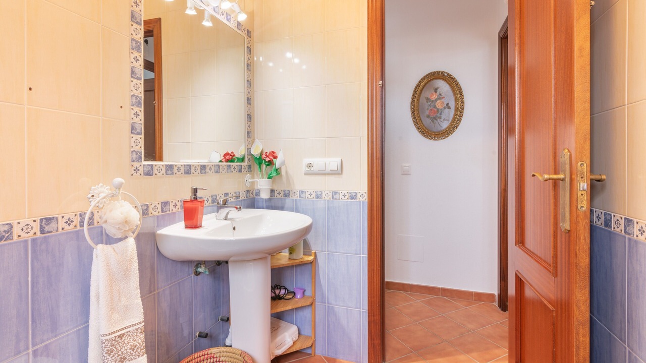 Photo of Bathroom in Moguer