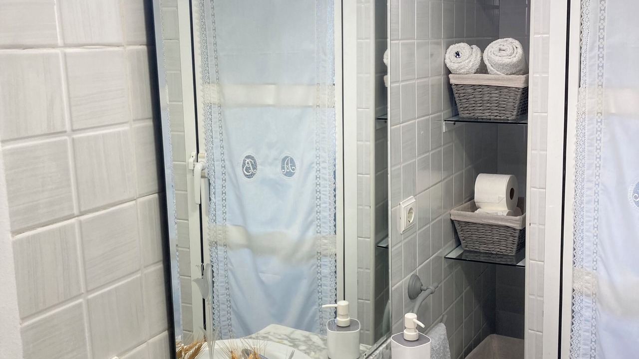 Photo of Bathroom in Almodovar del Rio