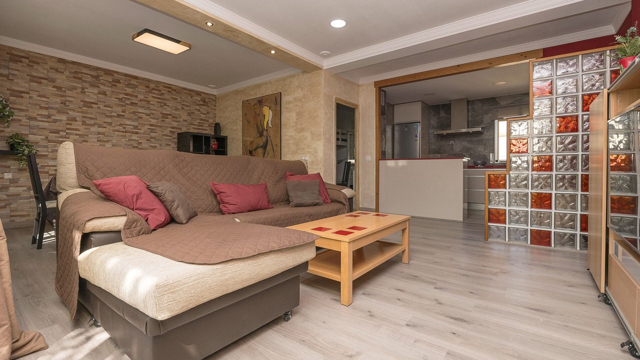 Photo of Livingroom in San Fernando