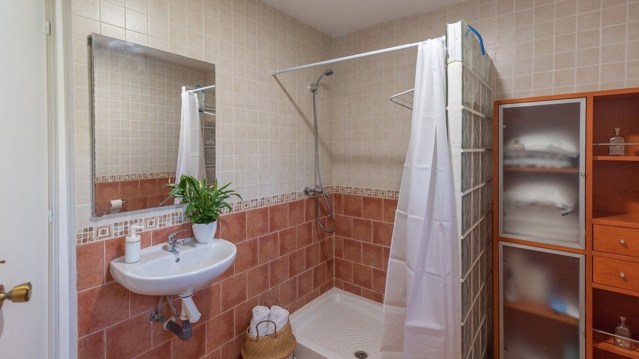 Photo of Bathroom in Alora