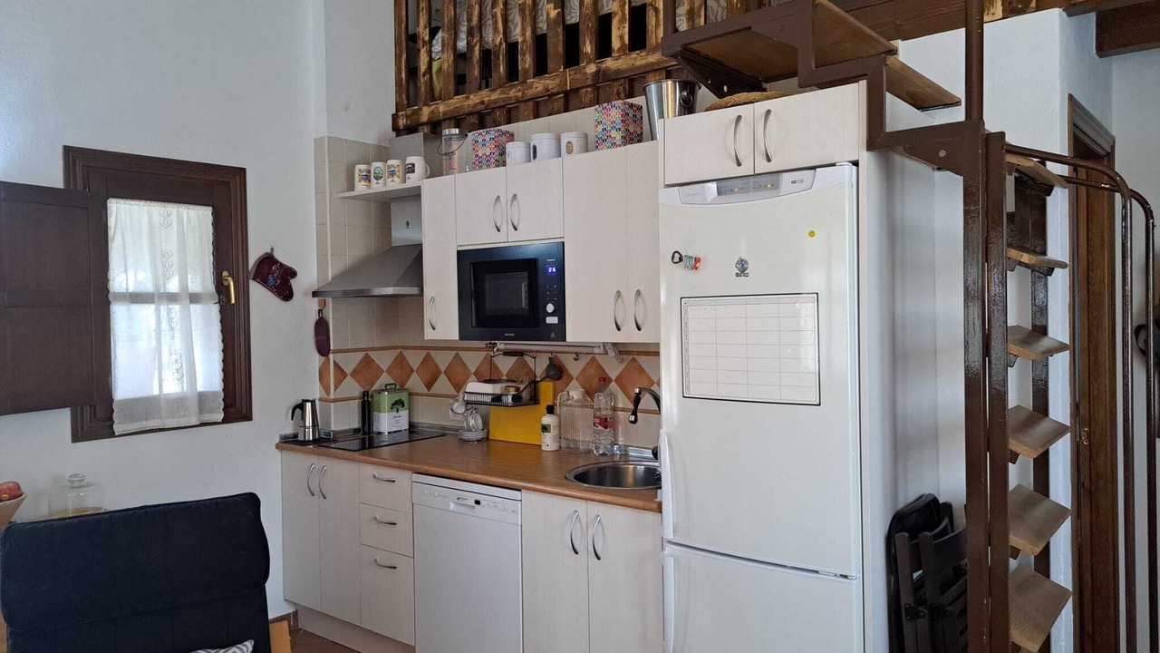 Photo of Kitchen in Alozaina