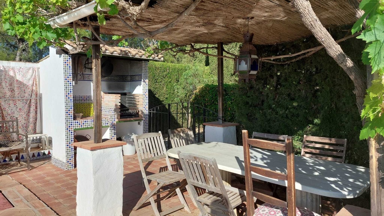 Photo of Outdoor in Alozaina