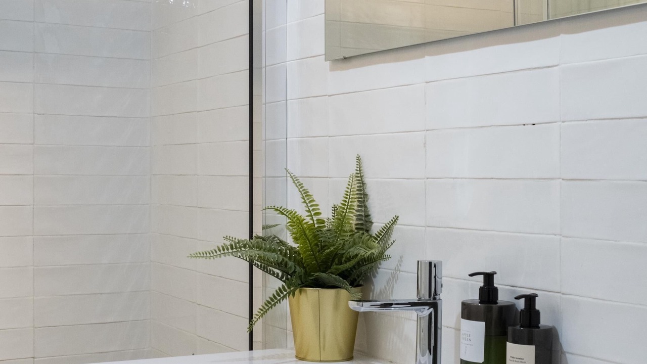 Photo of Bathroom in Feria