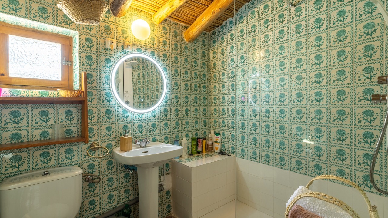 Photo of Bathroom in Rubite
