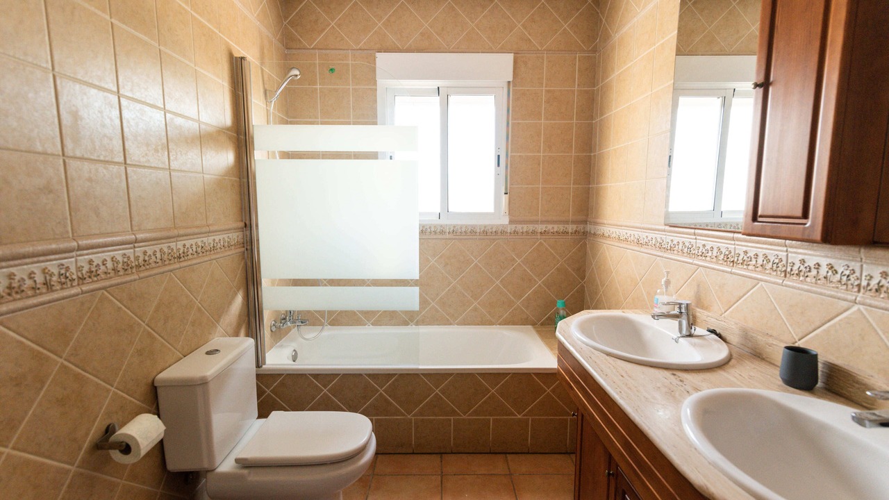 Photo of Bathroom in Cabra