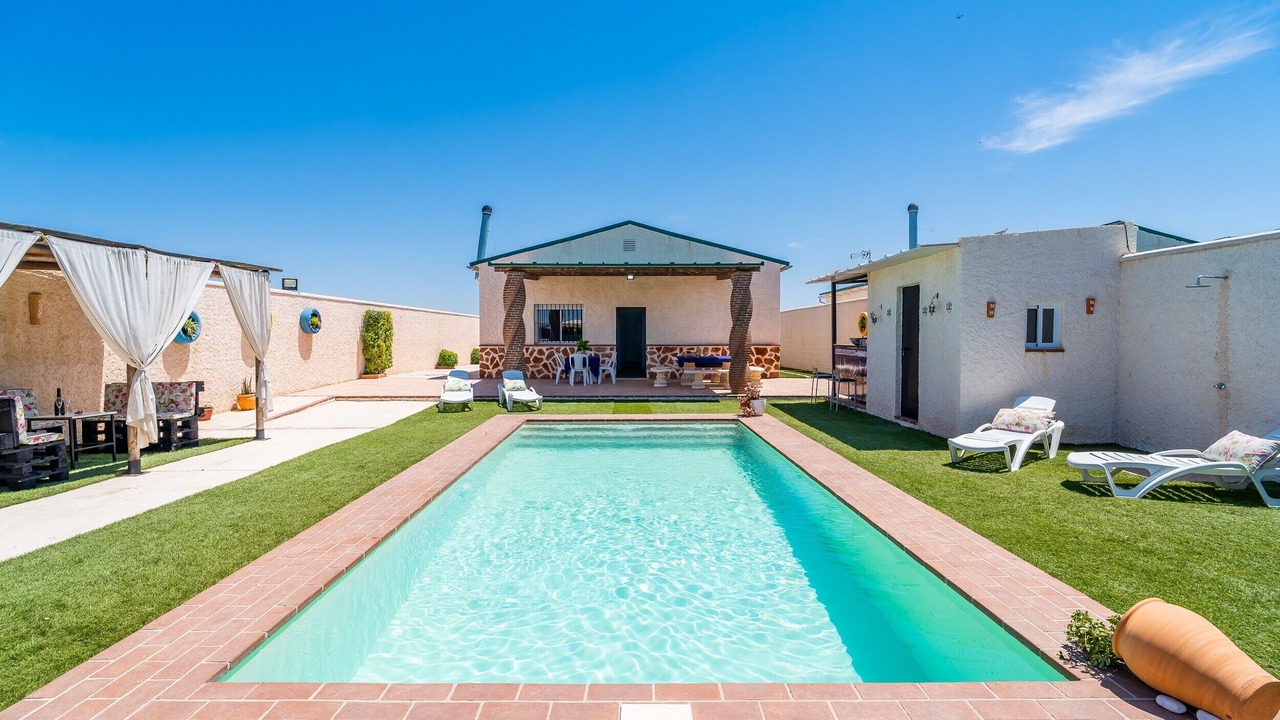 Photo of Outdoor in La Lantejuela