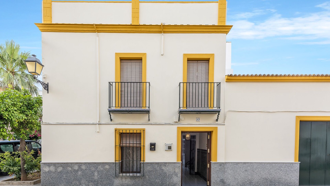 Photo of Outdoor in La Lantejuela