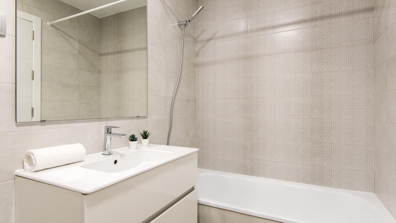 Photo of Bathroom in Teatinos