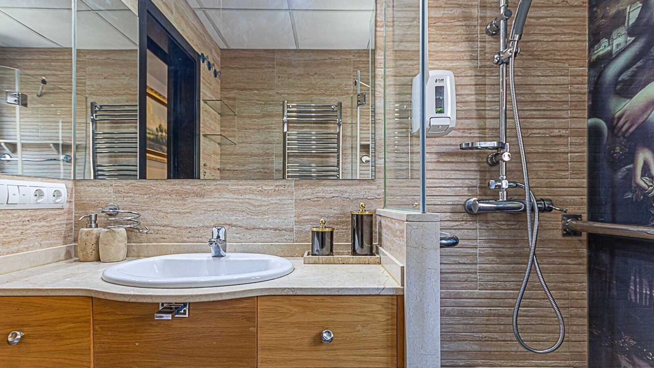 Photo of Bathroom in Arroyo de la Miel