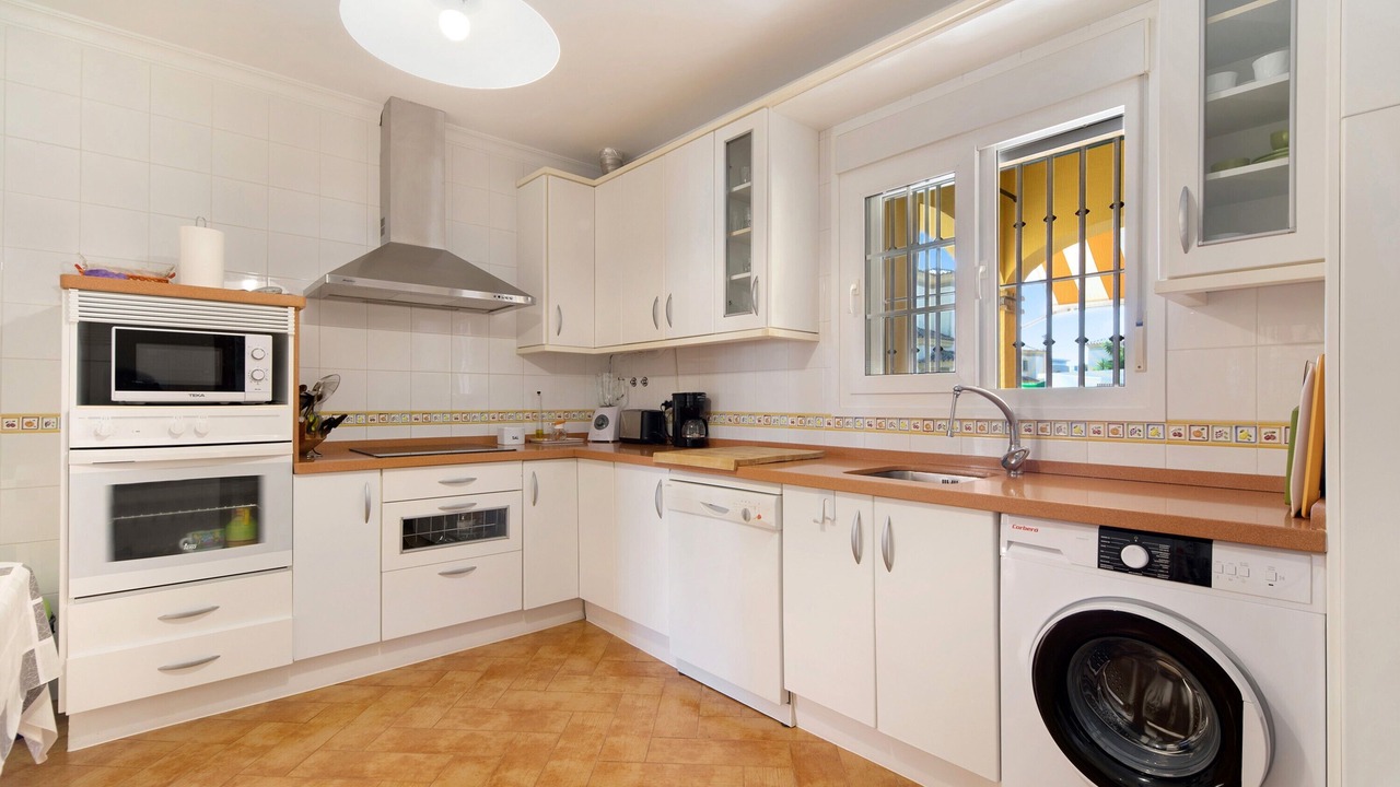 Photo of Kitchen in Los Gallos-Cerromolino