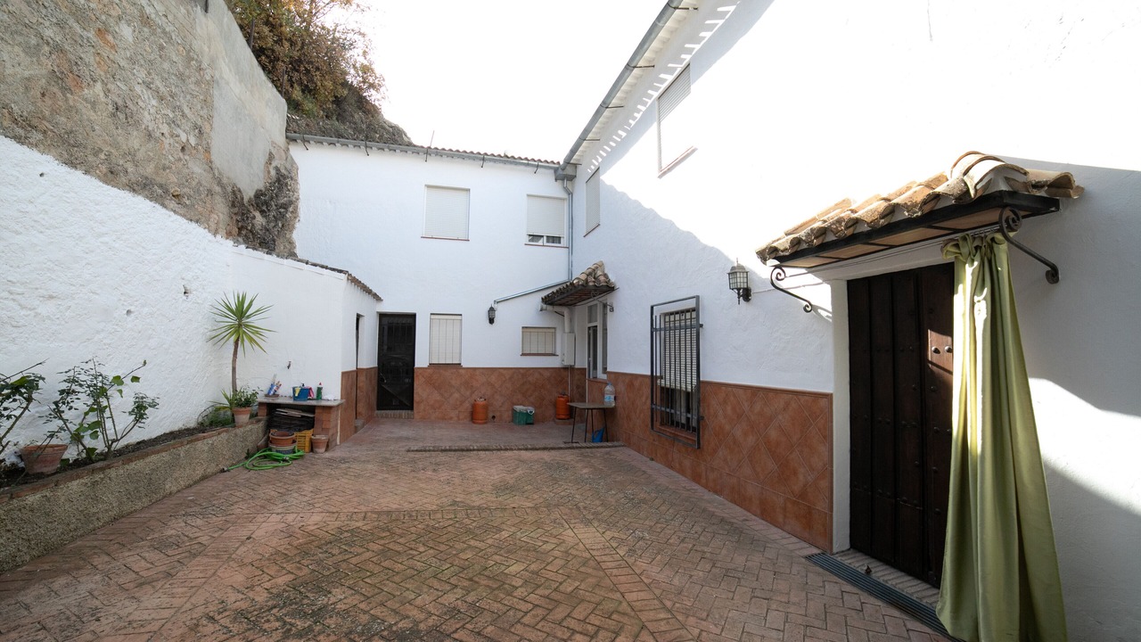 Photo of Outdoor in Almedinilla