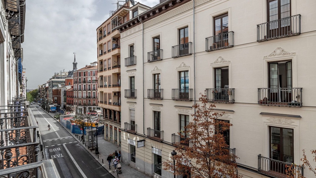 Photo of Patio Balcony in Literary Quarter