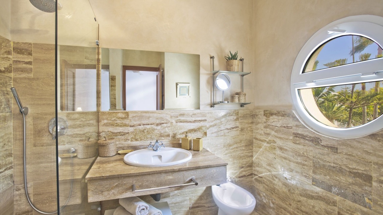 Photo of Bathroom in Carib Playa