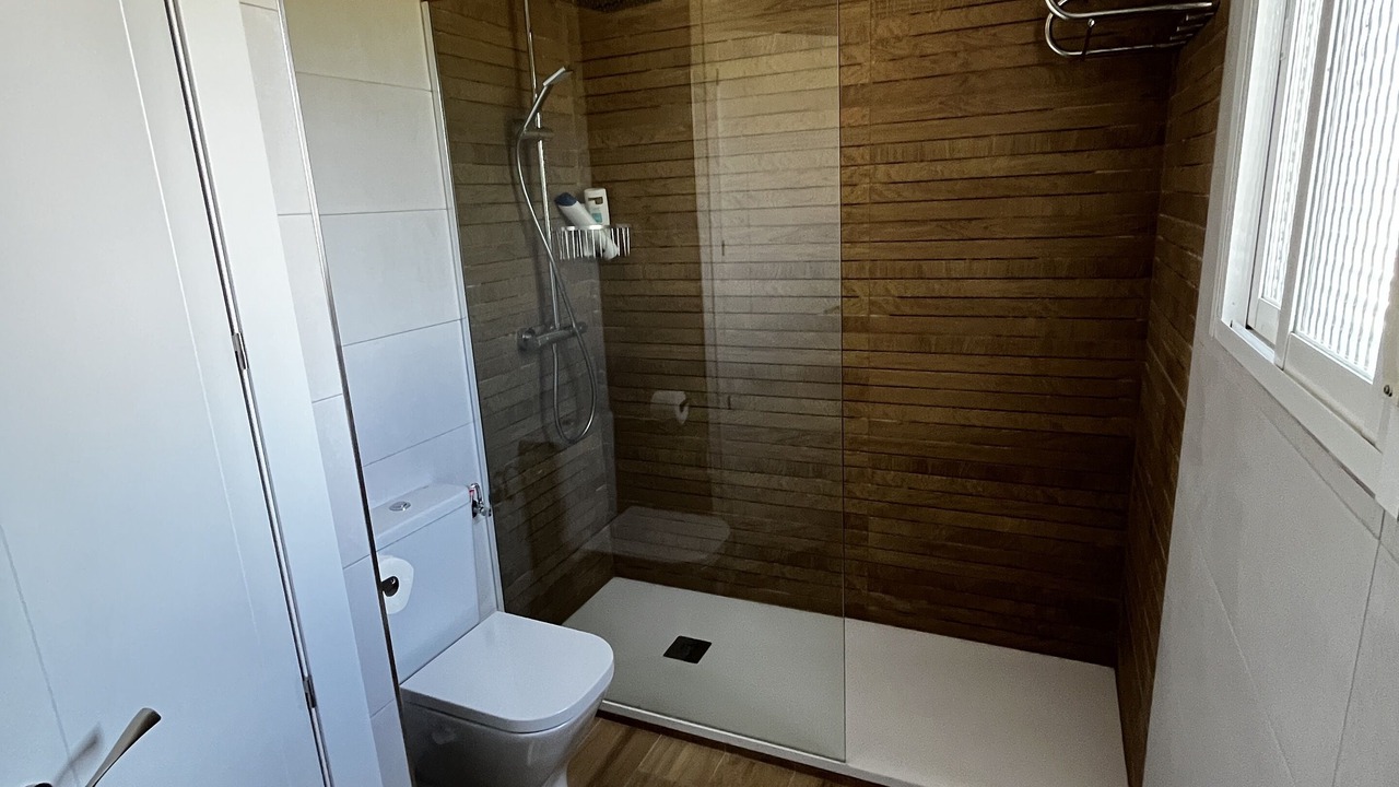 Photo of Bathroom in Navaluenga
