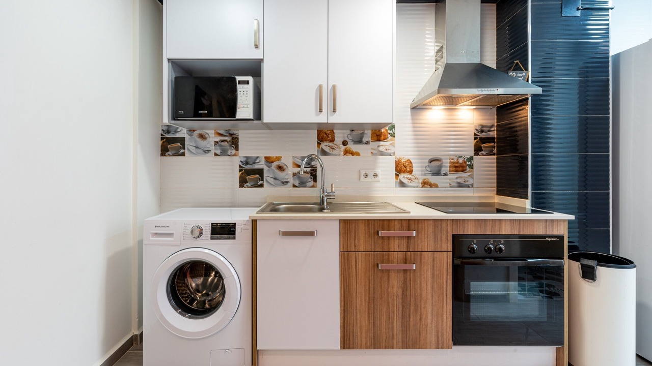 Photo of Kitchen in R.E.N.F.E.
