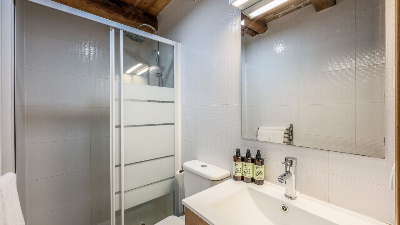 Photo of Bathroom in Malasana