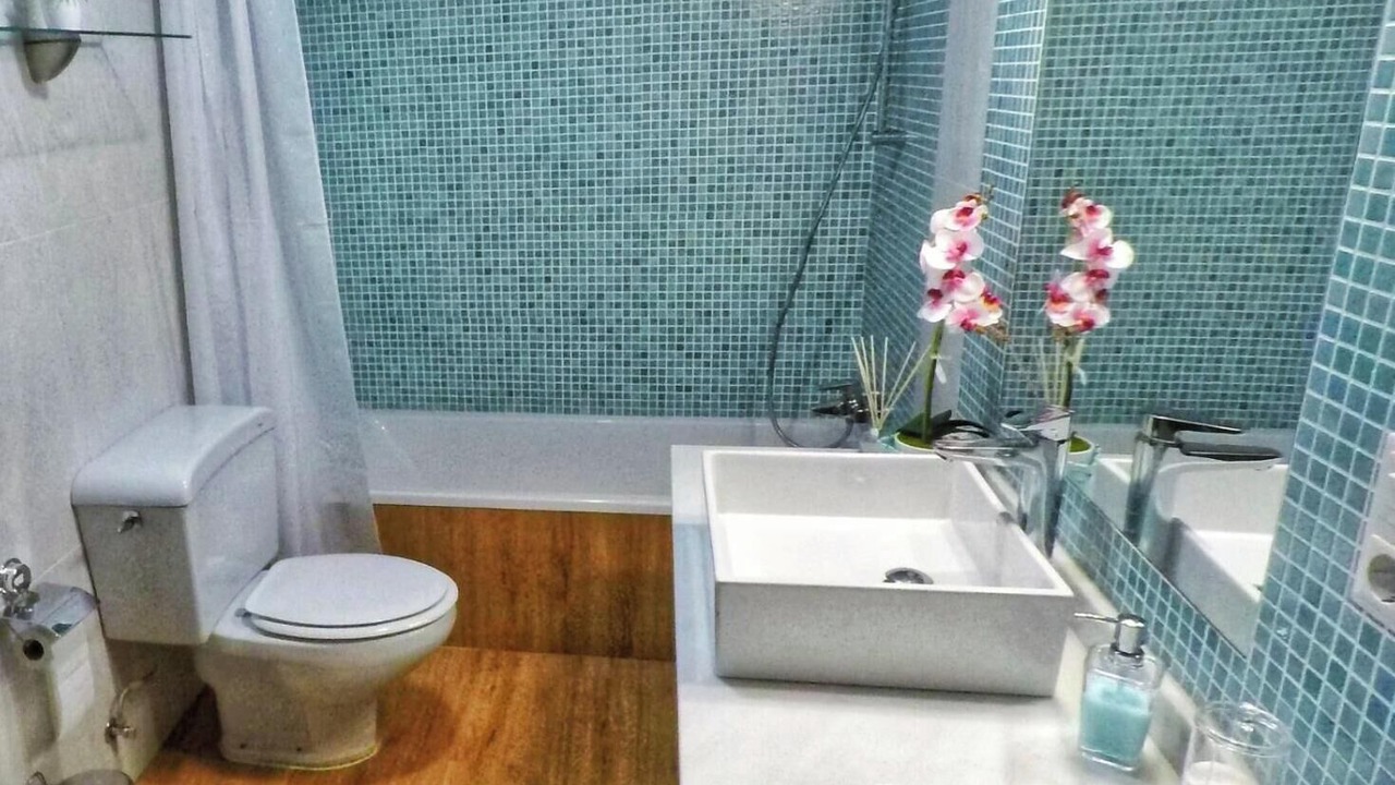 Photo of Bathroom in La Trinidad-San Juan y Todos los Santos