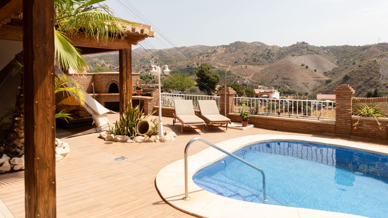 Photo of Outdoor in Benagalbon