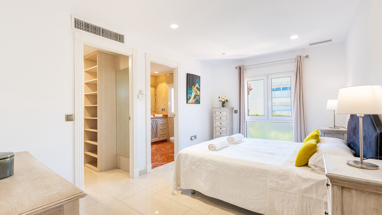Photo of Bedroom in Guadalmar