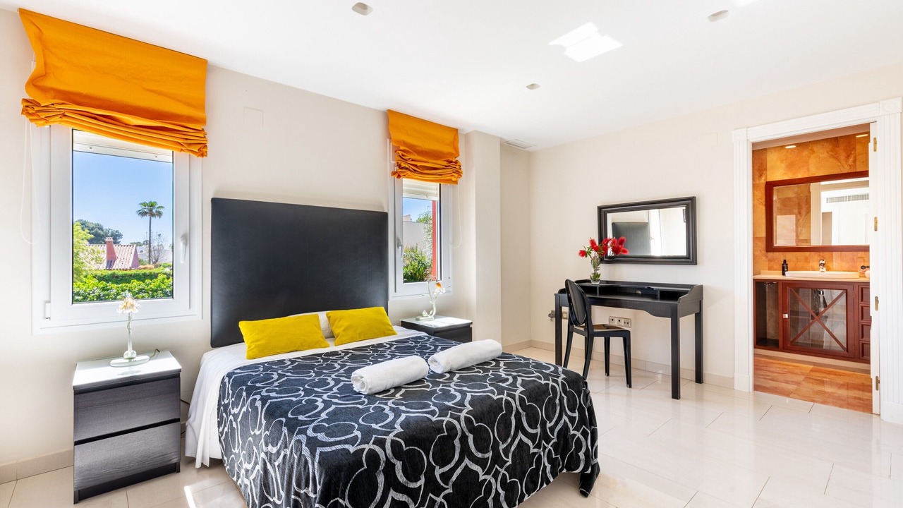 Photo of Bedroom in Guadalmar